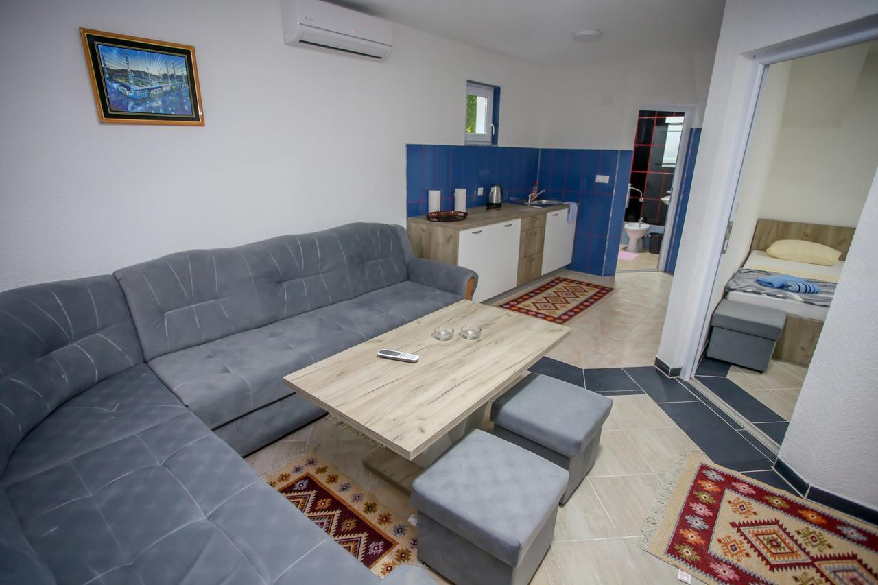 Apartments River Una 2 Bihac Exterior photo